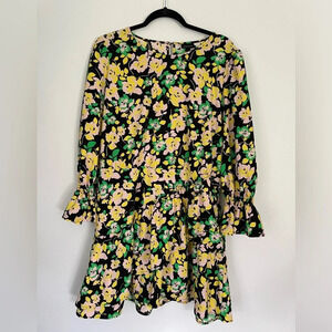 Who What Wear‎ Floral Spring Babydoll Bell Sleeve Mini Dress